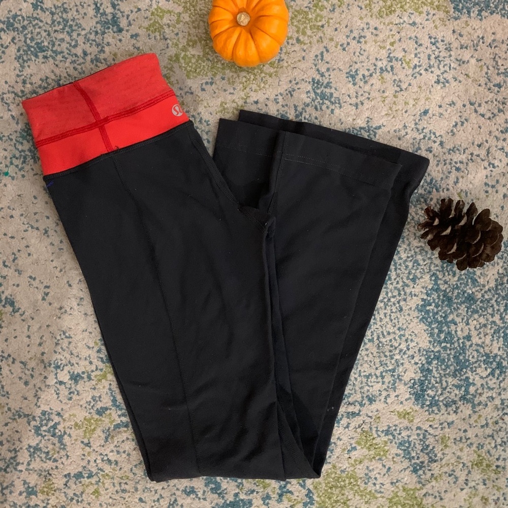 Lululemon yoga pants